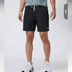 NWT Vuori Kore Short Lined 7.5” Inseam Size XXL BLACK